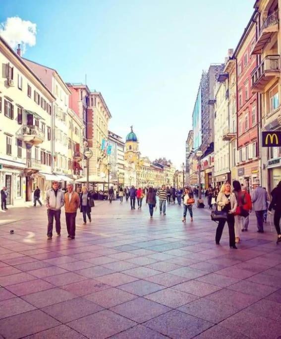 Apartman Julija 1 Рієка Екстер'єр фото