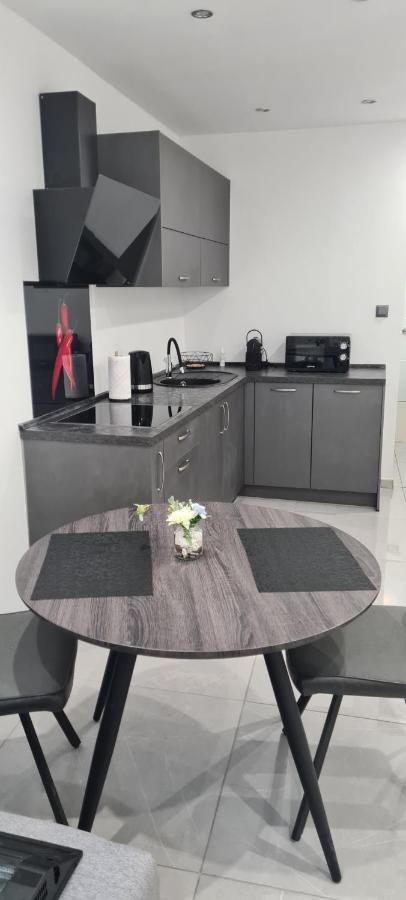 Apartman Julija 1 Рієка Екстер'єр фото